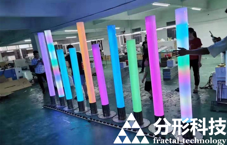 炫彩觸摸互動等住